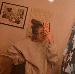 Meet your Posher, Layla